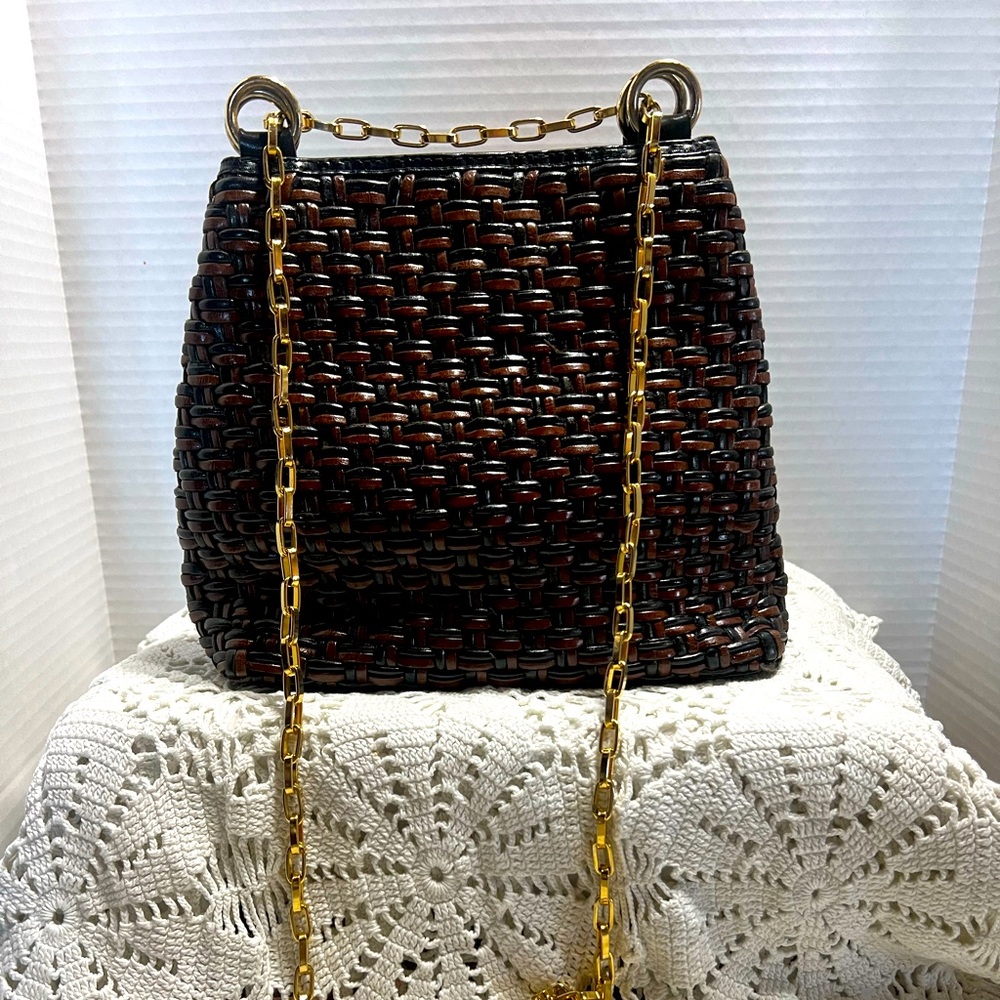 Vintage LJS collection leather woven shoulder purse